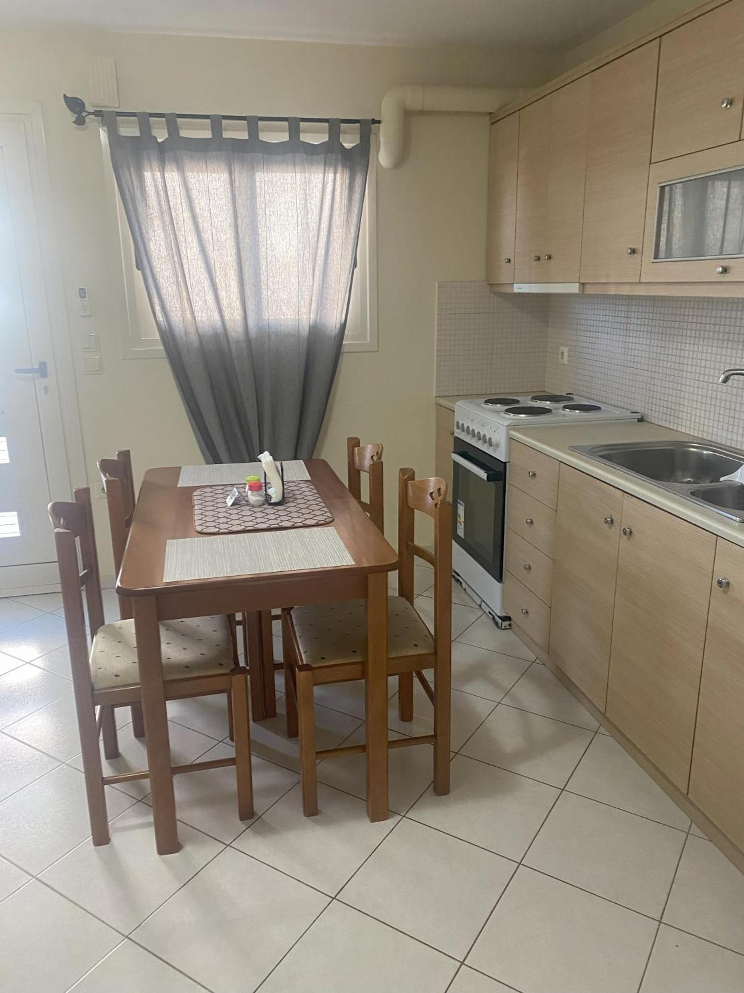 New Unique Apartment In Heraklion Bagian luar foto